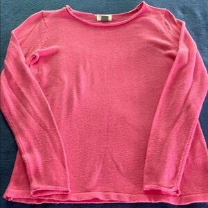 Lightweight pink sweater